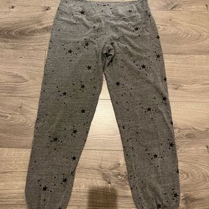 Monrow sweats, good condition missing drawstring